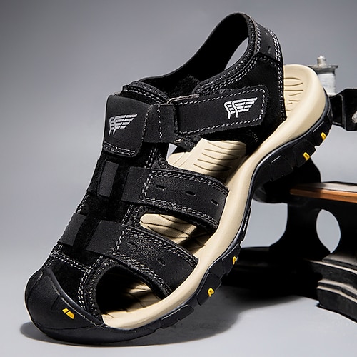 grün-braune Herren-Sportsandalen mit mehreren Riemen, verstellbarem Klettverschluss und rutschfester Sohle für Outdoor-Abenteuer Image