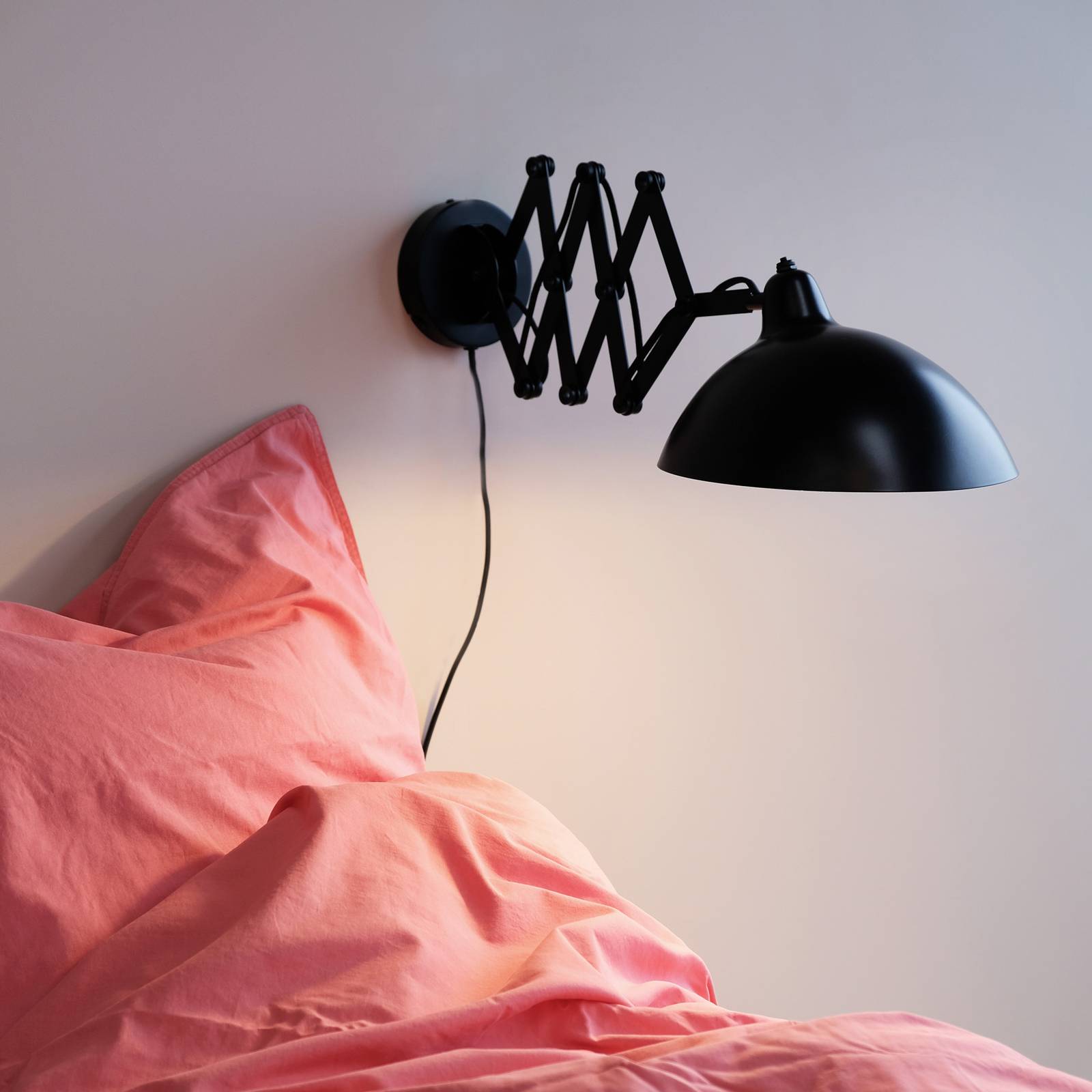 Dyberg Larsen Design Wandlampe Futura, schwarz, für Wohn- / Esszimmer, Metall, Design, Wandleuchte, Wandlampe Innen