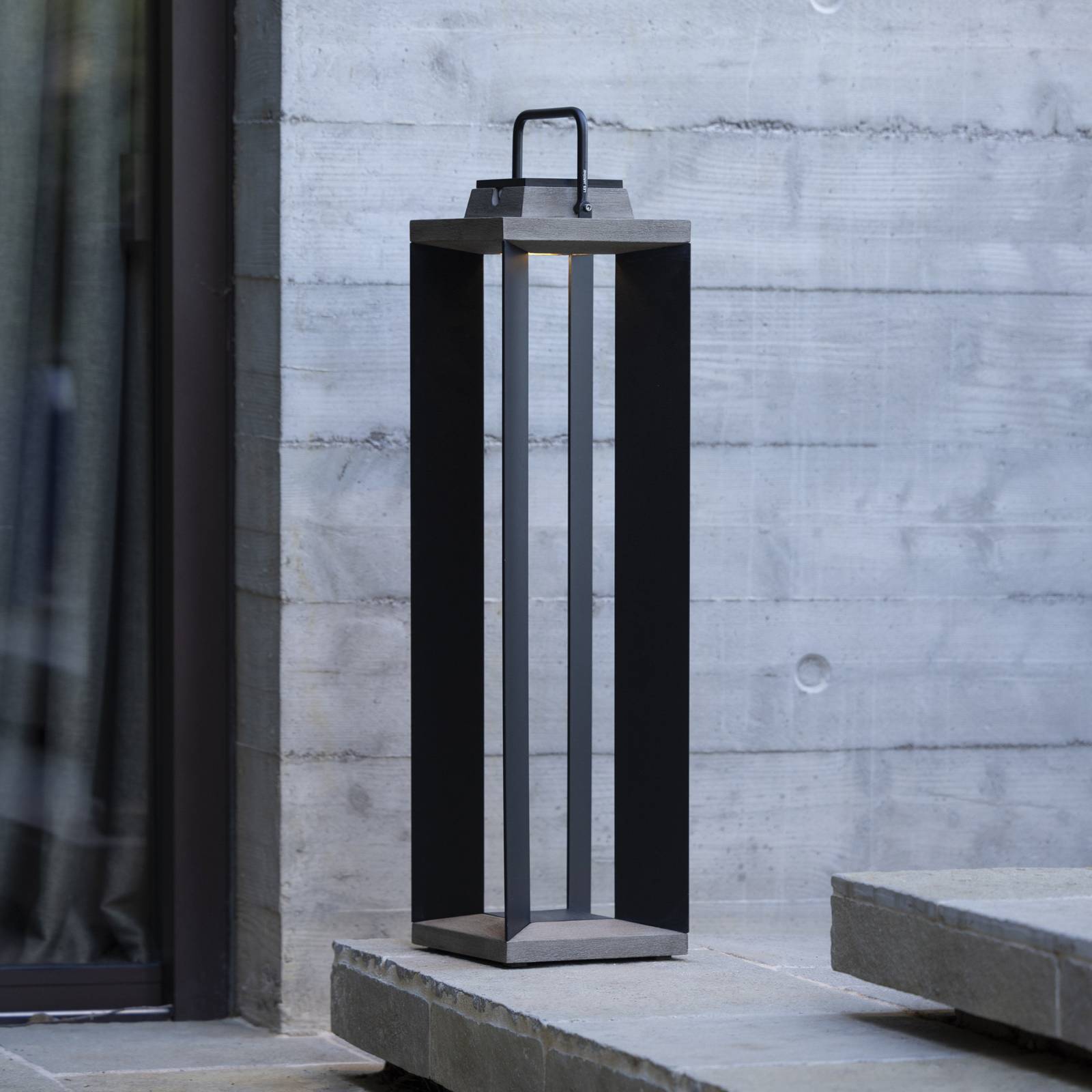 Les Jardins LED-Solarlaterne Teckalu, grau/schwarz, 60 cm dimmbar, schwarz, Aluminium, Solarleuchten