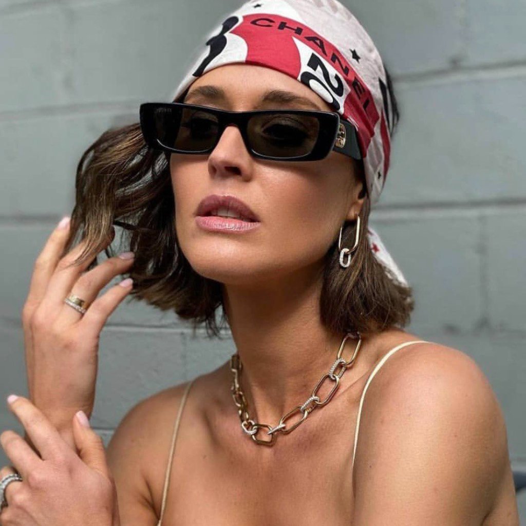 Gucci Accessories | Final Price! Gucci Gg0516s 001 Sunglasses | Color: Black/Gray | Size: 52 - 20 - 145