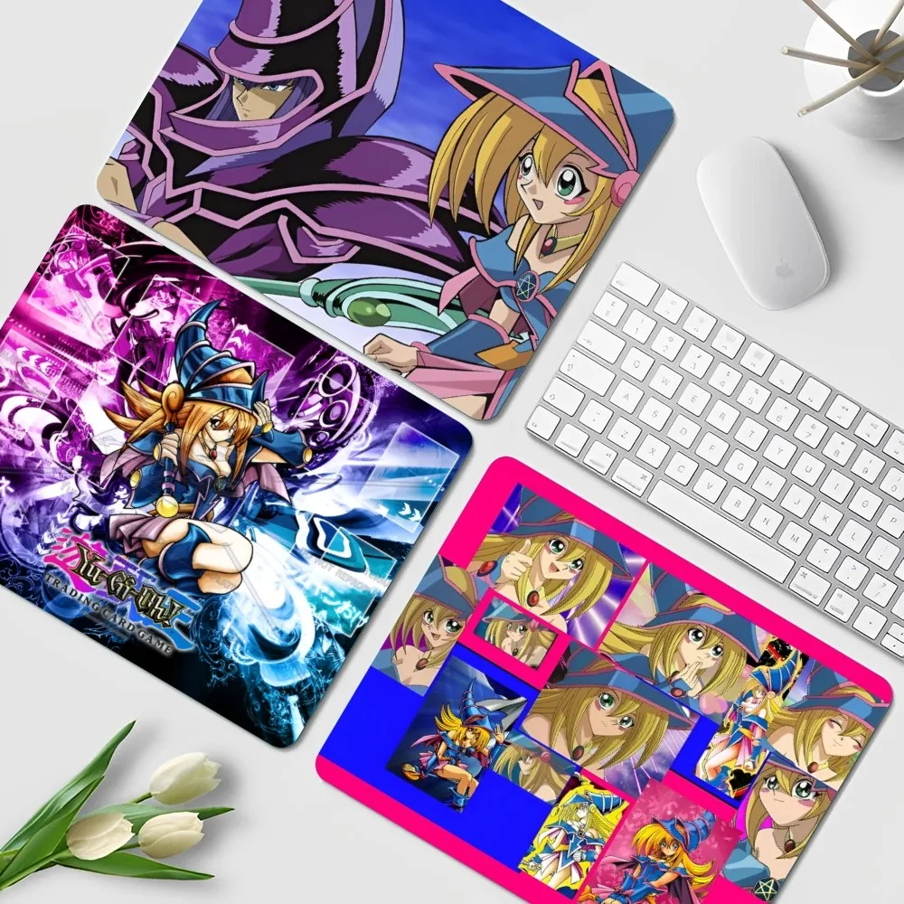 Yu gi oh dunkler Magier Mädchen benutzer definierte Haut Schrank Gaming Computer Laptop Schreibtisch Matte Mauspad Maus Matte Notebook Büro zubehör