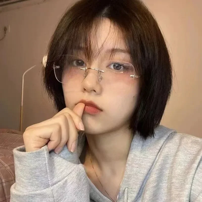 Dioptrien -1,0 bis -4,0 Ultraleichte rahmenlose Lesebrille Damenmode Edge Cut randlose Presbyopie-Brille Computer Image