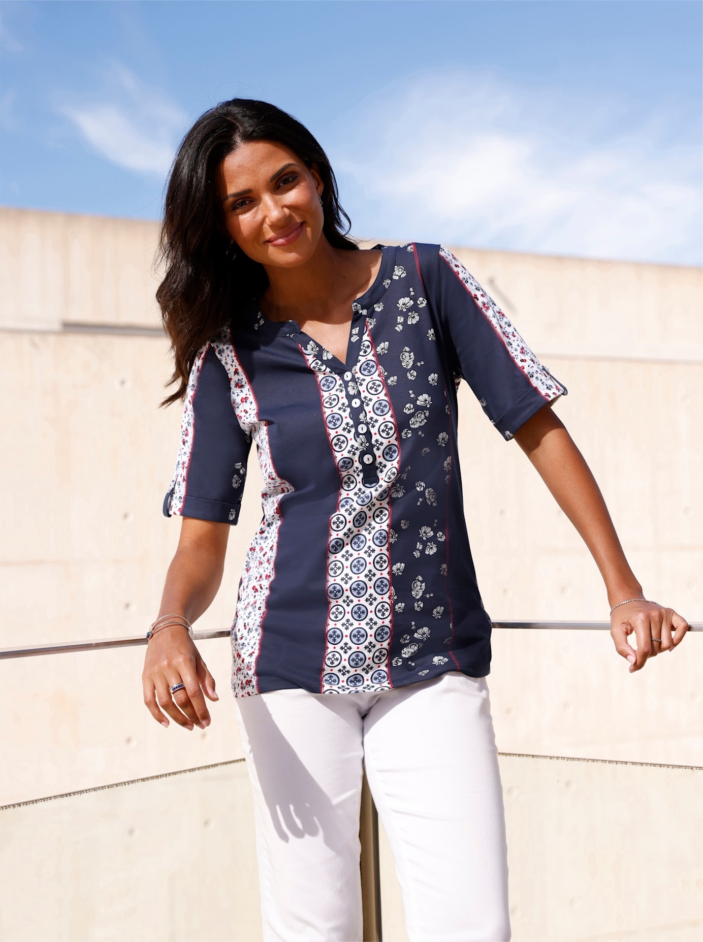 Kurzarmshirt CLASSIC BASICS "Kurzarm-Shirt", Damen, Gr. 52, bunt (marine, erdbeere, bedruckt), 100% Baumwolle, geblümt, gemustert, mehrfarbig, Rundhals, Shirts