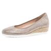 Keilpumps GABOR "GENUA", Damen, Gr. 38,5, gold (goldfarben), Ziegenveloursleder, metallic, klassisch, Schuhe, Businesschuh, Komfortschuh, Schlupfschuh in Bequemweite G (= weit)