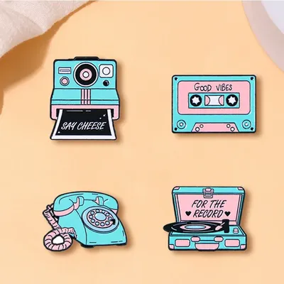 Cartoon Creative Vintage Telephone Cassette Camera Record Player Alloy Enamel Brooch Lapel Pin Tape