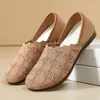 Neue Frühjahr frauen casual Wohnungen Atmungsaktive Slip auf Weiche Slipper Damen One-Step Mom Schuhe Nicht Slip Walking Turnschuhe