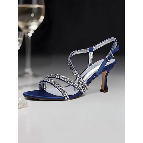 Silberne Riemchensandalen mit Slingback-Schnitt und Strass-Details für Damen – funkelnde Kitten Heels mit offener Spitze für Cocktailabende und Hochzeitsempfänge Image