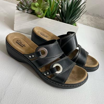 Converse Shoes | Clarks Women's Black Slide Sandals | Color: Black/Tan | Size: 8