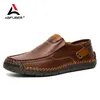 Klassische Leder Männer Schuhe Casual Bequeme Halbschuhe Slip Auf Leder Schuhe Männer Wohnungen Heißer Verkauf Outdoor Wanderschuhe Plus Größe