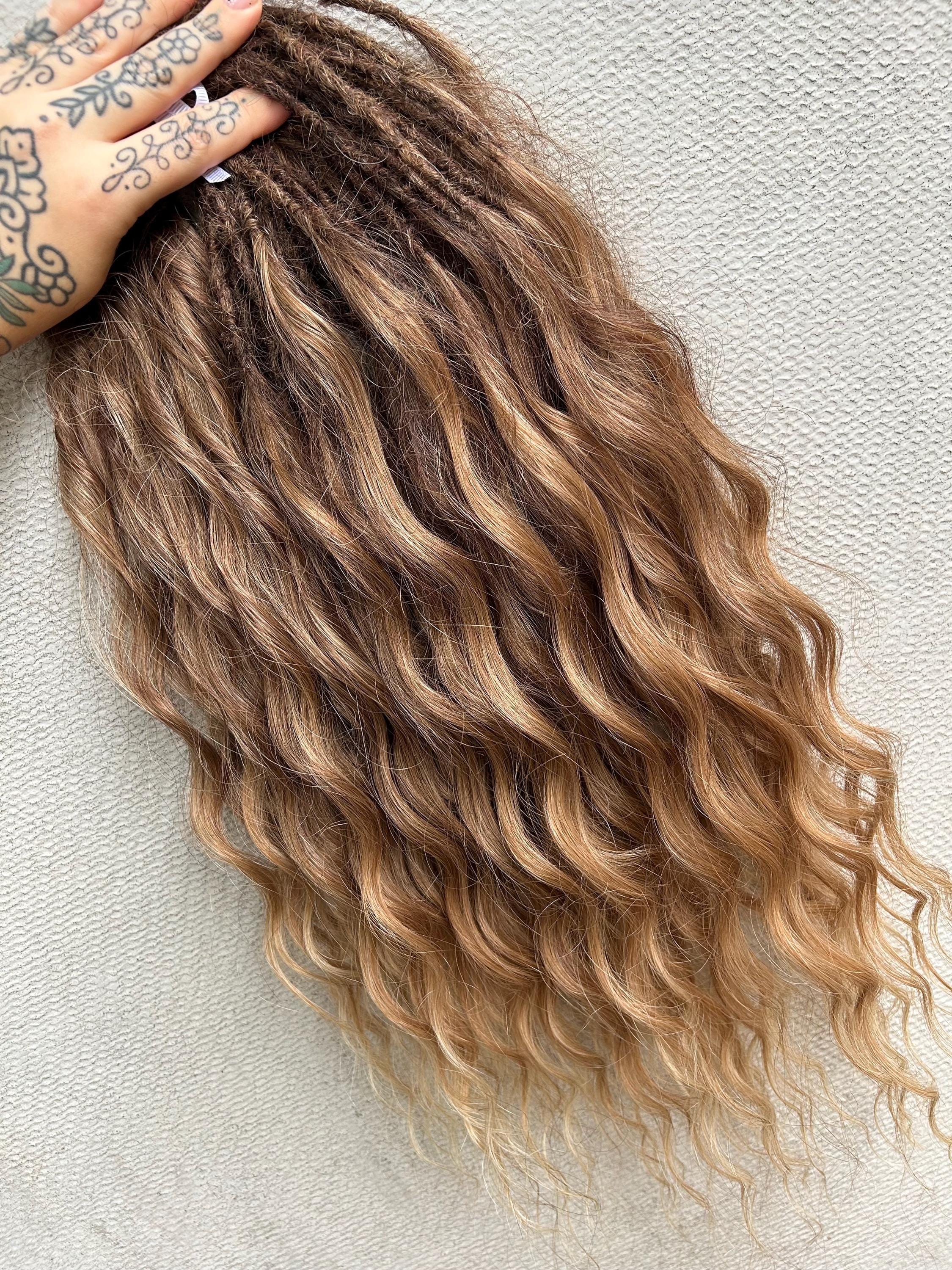 Dreadlocks ricci naturali castano sfumato, dreadlocks sintetici Viking Brown DE, extension per capelli ricci, dreads ricci, dreads ondulati, dreadlock