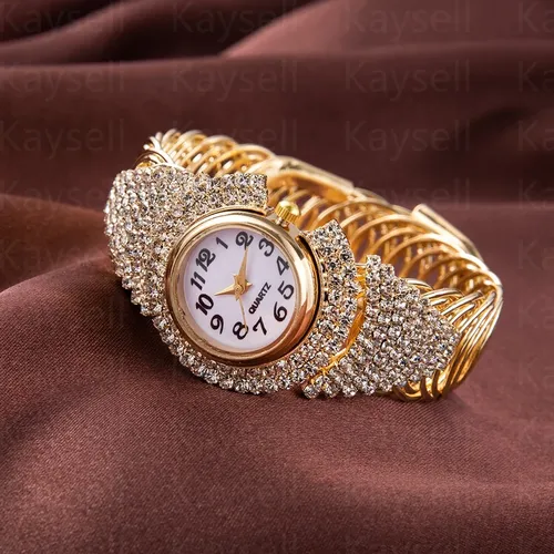 Nouvelles montres de luxe en diamant pour femmes mode strass métal Quartz montre-bracelet élégante dames montre femme horloge montre femme