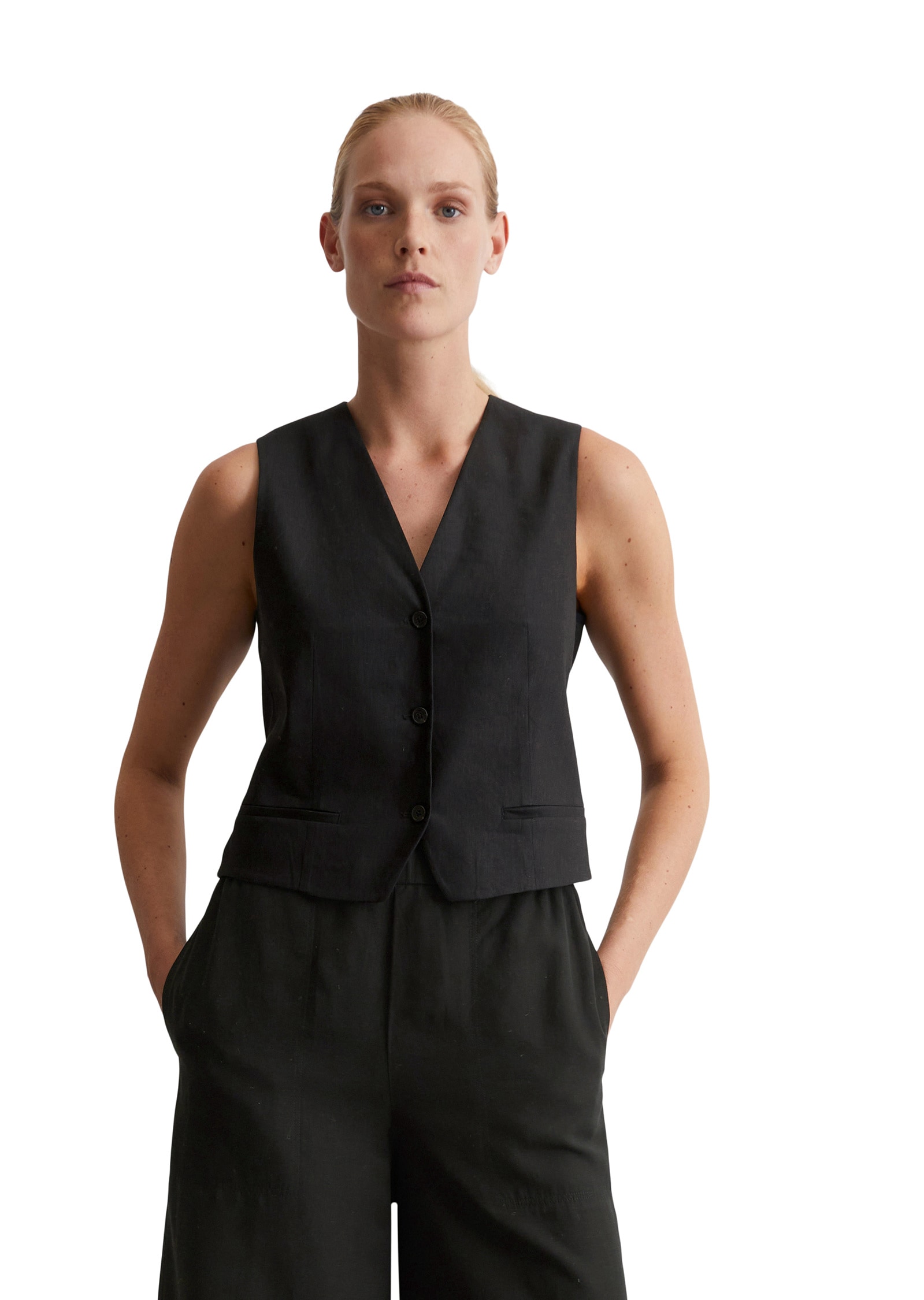 Chinohose MARC O'POLO "aus TENCEL™ Lyocell-Leinen-Mix", Damen, Gr. 42, Normalgrößen, schwarz (m990), Obermaterial: 90% Lyocell, 10% Leinen, unifarben, weit kurz, Hosen Chinohose