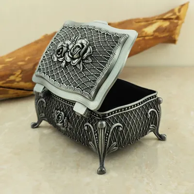 Vintage Metal Jewelry Box Flower Decor Necklace Bracelet Rings Storage Wedding Gift Organizer