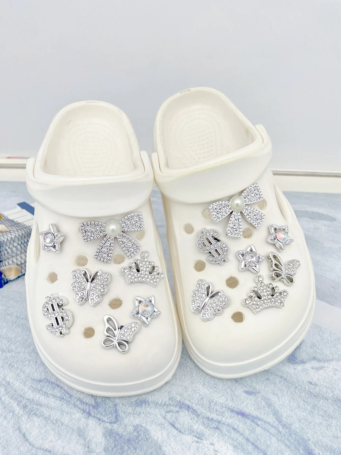 14-teilige silberne Schleife, Schmetterling, Diamantkrone mit silbernen Punkten, Sternschuhschnalle, DIY-Zubehör, geeignet für Damensandalen, sl Image