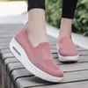 Frauen Turnschuhe Mode Plus Größe Schuhe Frauen Flache Sneaker Frauen Casual Schuhe Slip Auf