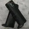 Rose Rot Voller Kristall Diamant Intarsien Stiefel Frauen Knie Keilabsatz Gold Runde Silber Schloss Metallic Glitter Booties Mädchen Niedlichen Schuh