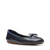 Ballerina CLARKS "Freckle Ice", Damen, Gr. 41, blau (navy leather), Leder, casual, Schuhe, Slipper, Flats, Flats, Slipper mit Schleifchen
