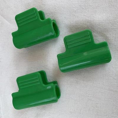 TEMU 20pcs Greenhouse Film Clips - Plastic, For Garden Sheds & Flower Arches, Ideal For Shade Netting & Greenhouses, Greenhouse Accessories Image