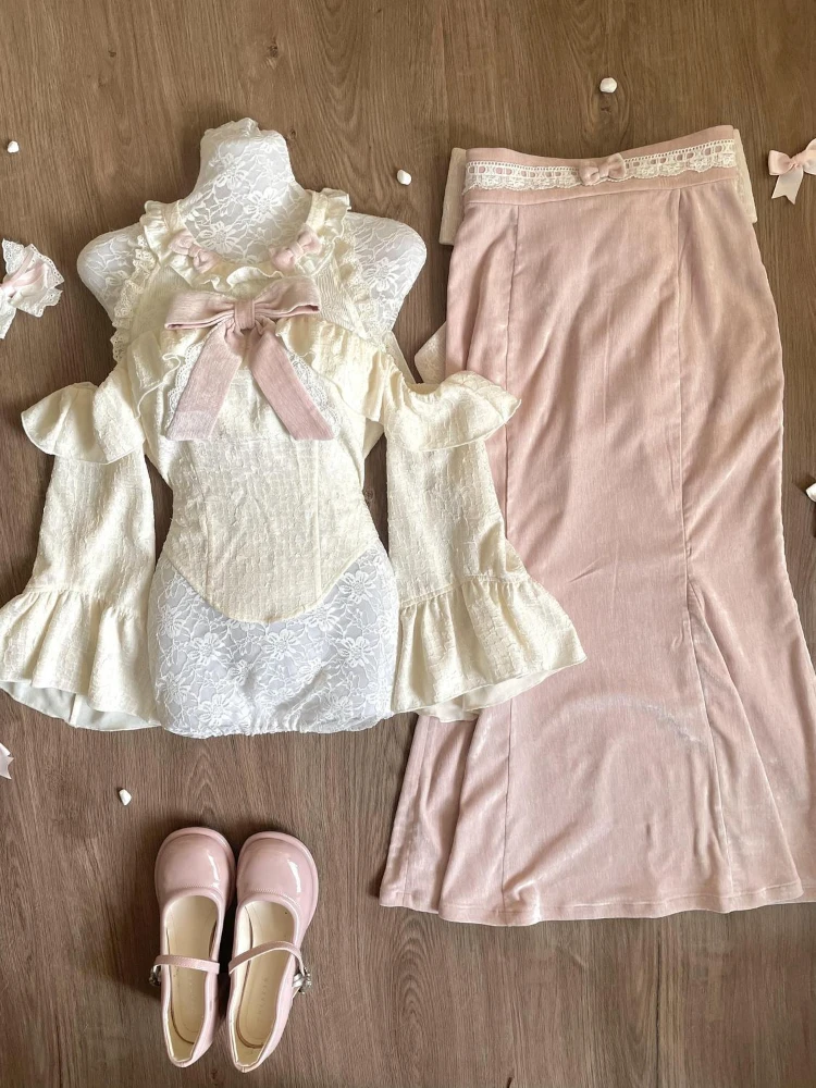 New Sweet Fashion Gonne Suit Donna Fiocco in pizzo Top con spalle scoperte + Gonne a vita alta Giapponese Slim Kawaii Y2k Set da 2 pezzi 2025