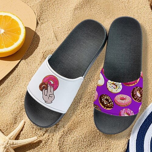 Herren-Sandalen mit Flamingo-Motiv und buntem Muster – lässiger und lustiger Stil für Strand, Pool und Sommerurlaub Image