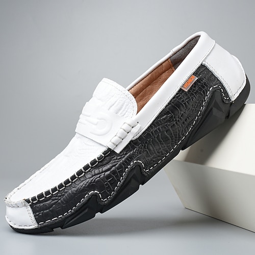 Herren-Loafer aus weißem Kunstleder mit schwarzer Krokodilstruktur – elegante und stylische Slipper für halbformelle Anlässe, Hochzeiten und zwanglose Zusammenkünfte Image