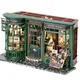 Casa magica Casa delle bambole in miniatura in legno Negozio di magia Kit casa delle bambole fai-da-te con mobili Modello di casa retrò Giocattoli per regali per bambini