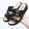 Frauen Schuhe Sommer Hausschuhe Frauen Tragen Außerhalb Dicke Sohle Keil Heels Mode Hausschuhe