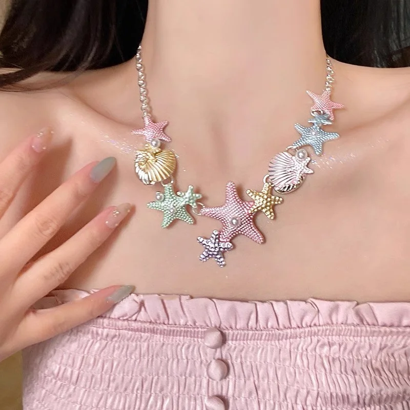 Collana con ciondolo stella marina in metallo esagerato per donna Collana con perle di conchiglia di stella marina colorata smaltata vintage Gioielli da spiaggia estiva