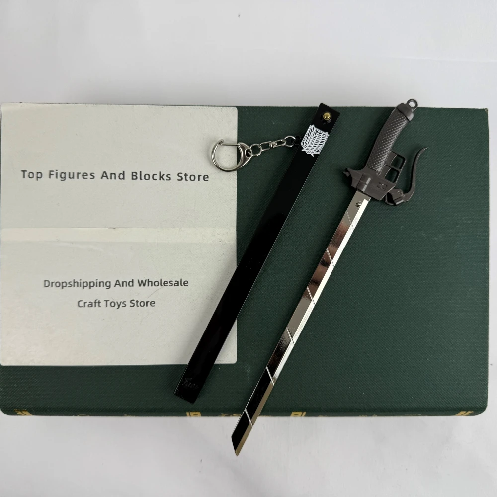 Attack on Titan Schwertmodell 22 cm / 8.66 Zoll Zinklegierung Rostbeständig Spring Release Scheide Nicht Scharf Anime Sammlerstück Geschenk Display für Fans Image