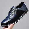 Neue männer Business Casual Schuhe Klassische Lace Up Männliche Müßiggänger Plus Größe 38-52 Pu