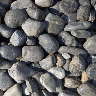 China Pebbles Kies 30-50mm schwarz, rund 20 kg Image