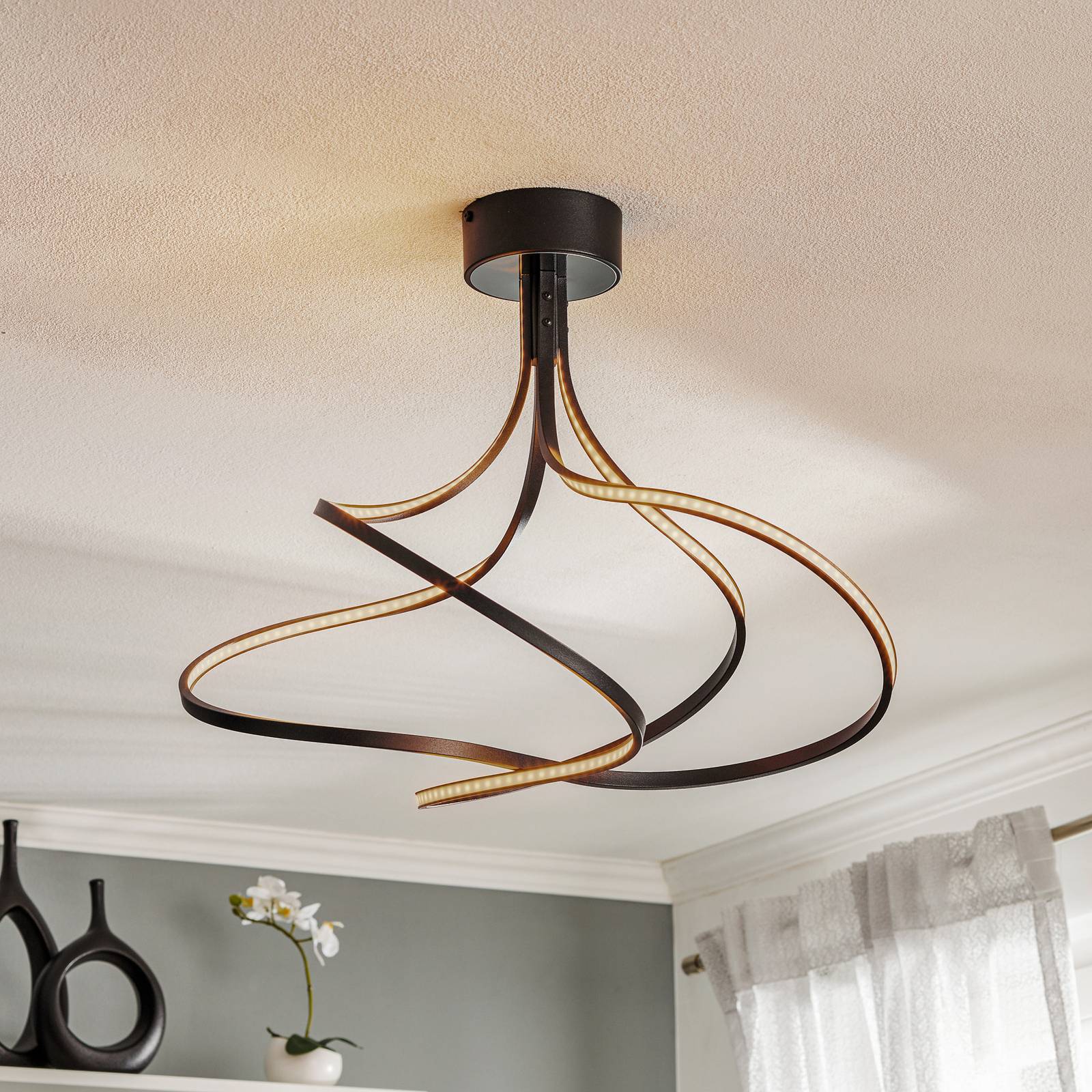 Domiluce Plafonnier LED Lungo noir, hauteur 42 cm