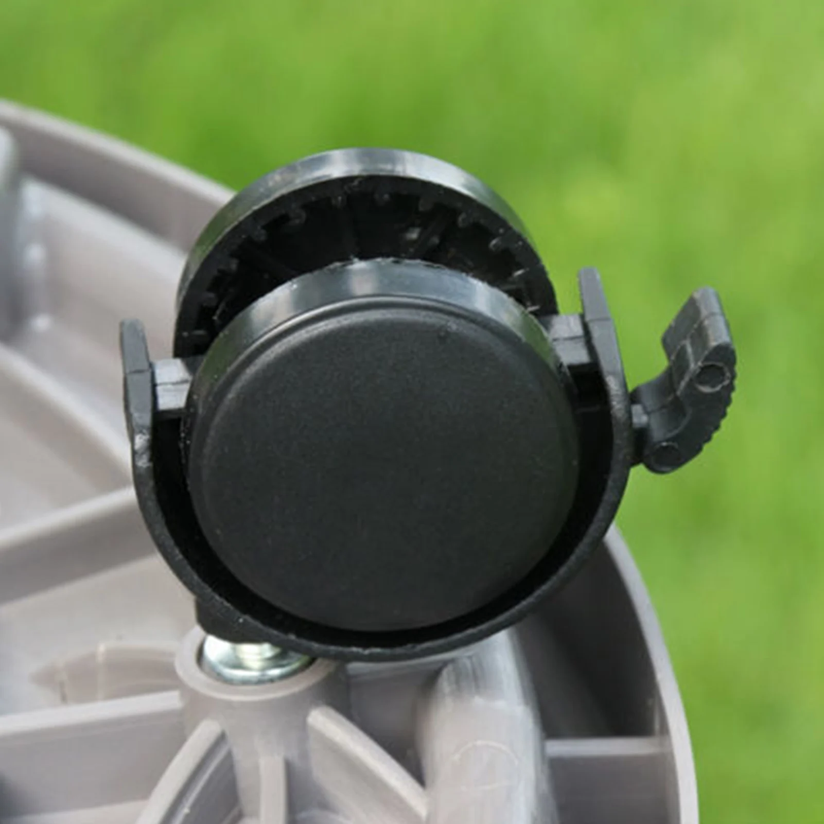 Rundes Tablett, wasserabsorbierender Kunststoff, Universal-Rad-Chassis, wasserabweisendes mobiles Pflanzenpflanzen, mobiler Roller-Blumentopf Image