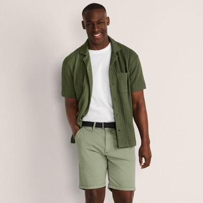 Belted Textured Chino Shorts, Slim Fit, Men, size: 42, regular, Green, Cotton/Lyocell/Cotton-blend, by Lands' End