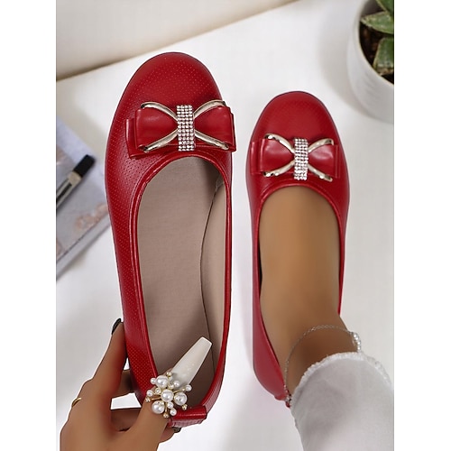 Damen-Lackleder-Schleifen mit Strass-Detail – klassische Slip-On-Schuhe für erwachsene Frauen, perfekt fürs Büro, tägliche Besorgungen, Abendessen und Feiertagstreffen Image