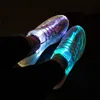 Größe 25-47 Neue Sommer-LED-Glasfaser-Schuhe für Mädchen, Jungen, Männer, Frauen, USB-Aufladung,