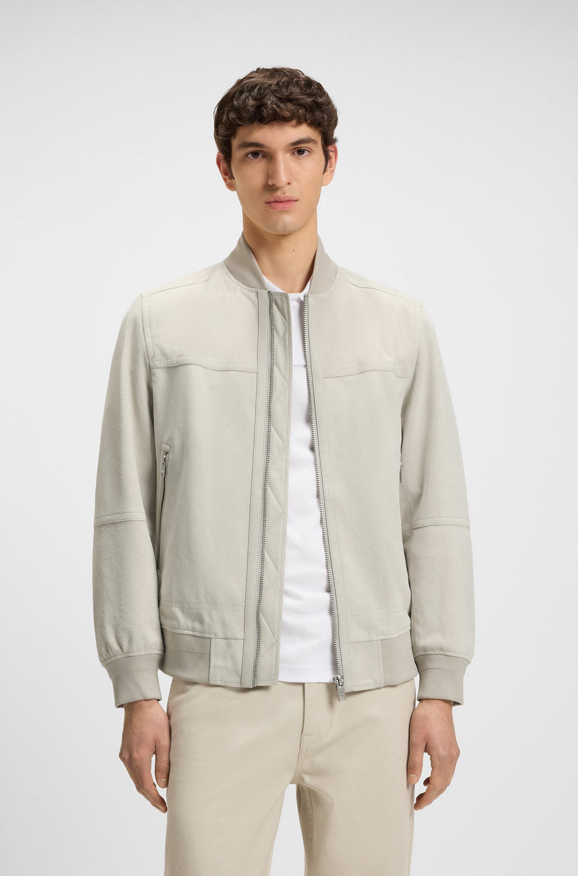 Lederjacke BOSS ORANGE "Johice", Herren, Gr. 54, beige (light beige271), Obermaterial: 100% Ziegenleder, unifarben, regular fit hüftlang, Rundhals, Flachstrickbündchen, Jacken, aus weichem Ziegennappaleder Premium Herrenmode Leather Blouson Bomber