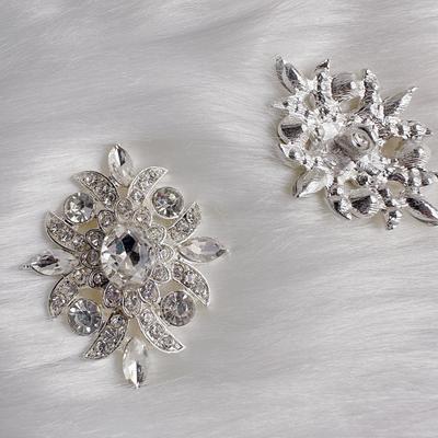 TEMU 5pcs High-end Luxury Glass Rhinestone Wedding Decoration Buttons Exquisite Elegant Temperament Jewelry Accessories Image