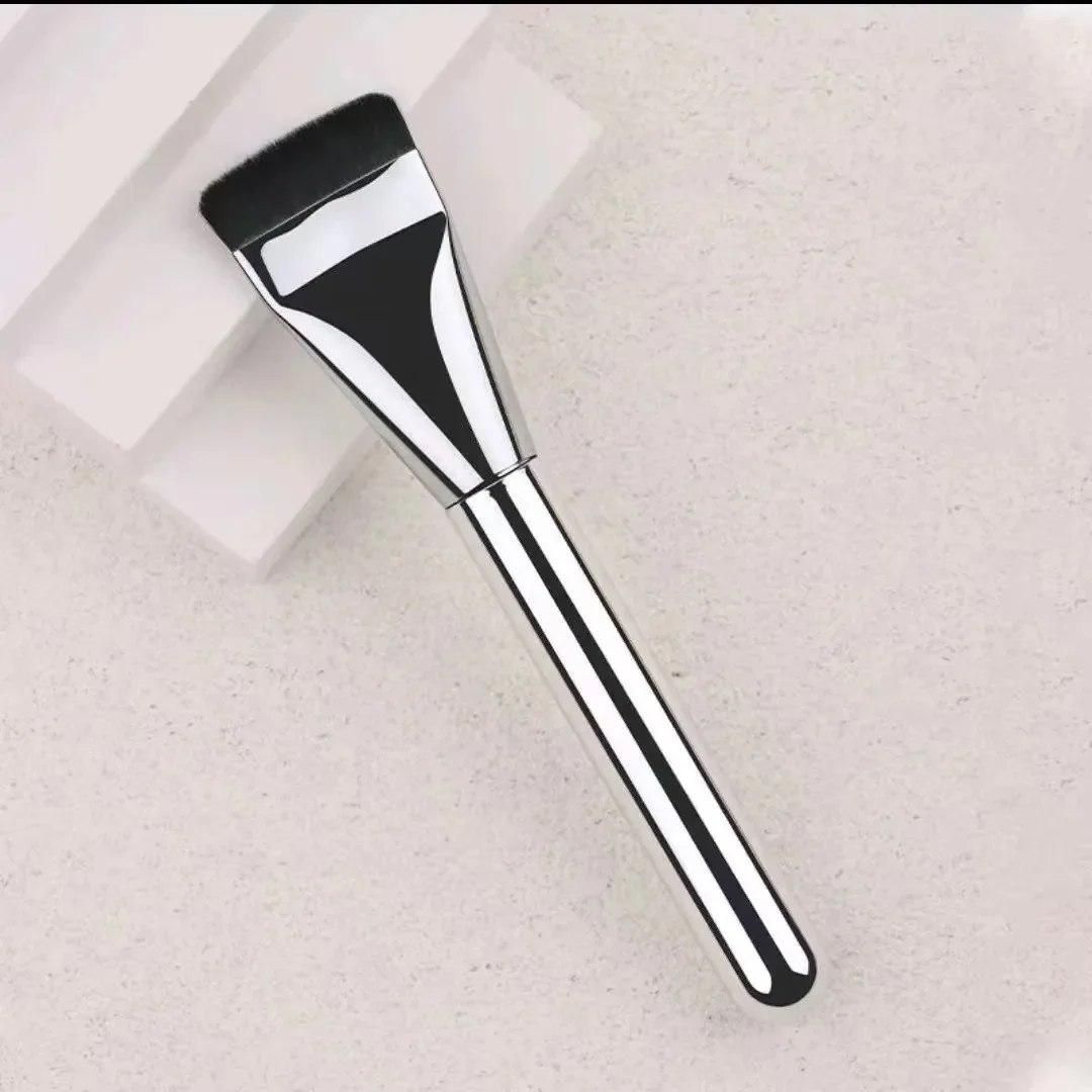 Neuer Foundation-Pinsel, koreanischer Make-up-Pinsel, ultradünner einzeiliger Maskenpinsel, Primer-Concealer-Pinsel Image