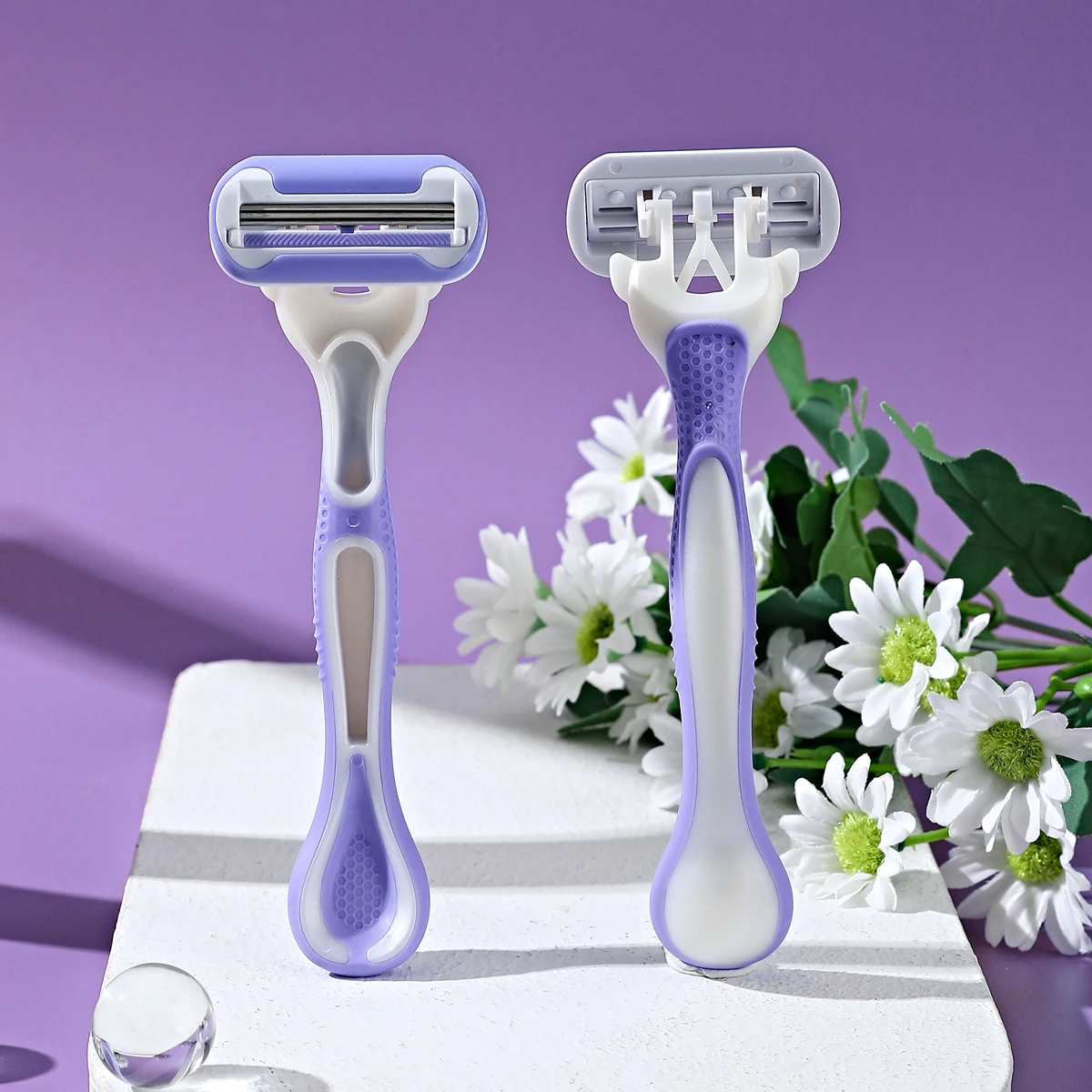 3-teiliges Set Damen-Rasierer mit 3 Klingen, manueller Rasierer für Damen, Gummigriff, Bikini-Haarentfernung, Rasierwerkzeug für Bein-Arm-Rasierer Image