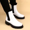 England-Stil für Männer, Mode, Party, Nachtclub, Cowboystiefel, Flut, schwarze weiße Schuhe, hohe