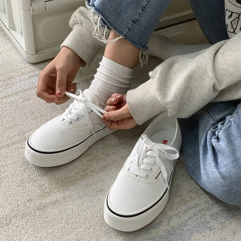 Casual Wohnungen Leinwand Turnschuhe Frauen Im Freien Einfarbig Flach Sport Schuhe Tennis Weibliche Streetwear Lace Up Vulkanisieren Schuhe