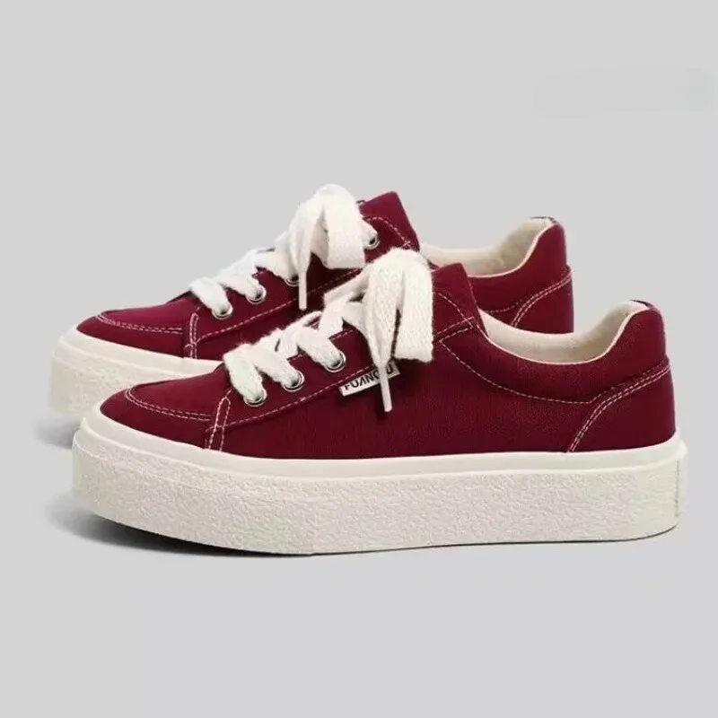 2025 neue Rote Frauen Vulkanisieren Schuhe Casual Plattform Turnschuhe Vintage Sport Weiblichen Koreanischen Designer Wohnungen Harajuku Schule Tennis