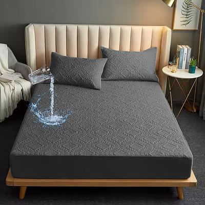 Queen Full King Protective Bed Cover Waterproof Bed Protector Protective Mattress Cover Protector Pad with Straps Breathable Soft Dirt-Proof Bed Mattress Cover Skin Friendly Mattress Topper Washable