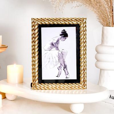 Gold 3D Floral Decorative Photo Frame, 5.7-Inch Oval Frame 4x6 Inch Rectangle Frame, Resin Tabletop Picture Frame, Horizontal and Vertical Display for Home Decor and Photography Props
