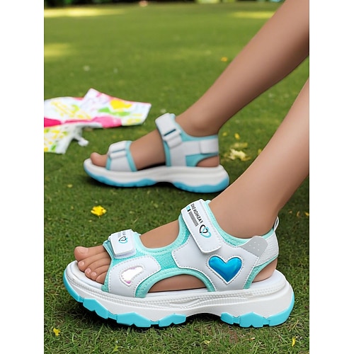 Lilafarbene Sportsandalen für Mädchen mit Herz-Akzenten – rutschfeste Outdoor-Schuhe für Spielplatz und Schulanfangsaktivitäten Image