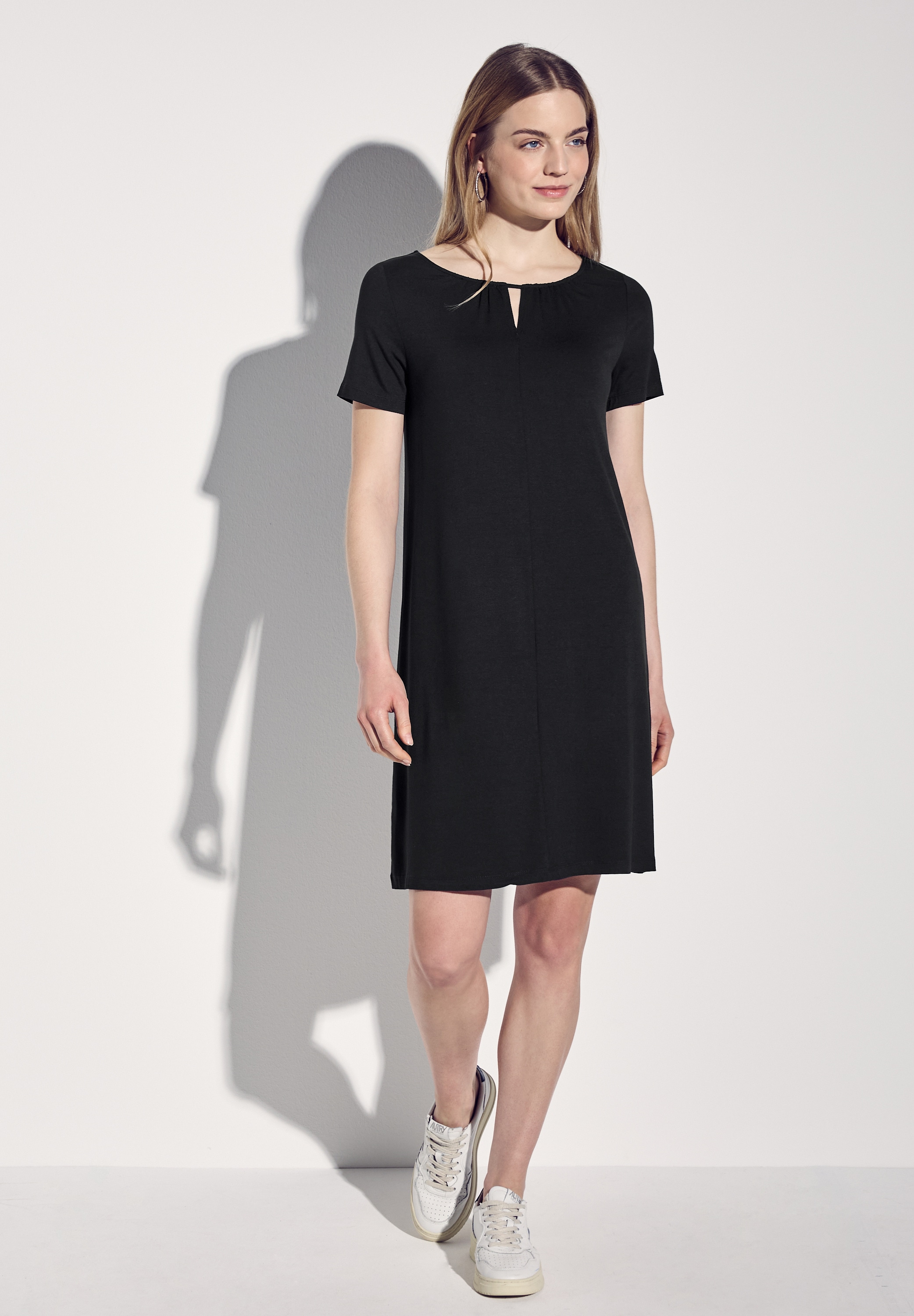 Jerseykleid STREET ONE, Damen, Gr. 46, EURO-Größen, schwarz, Jersey, 95% Viskose, 5% Elasthan, unifarben, gerade knielang, Rundhals, Bündchen, Kleider Jerseykleid, knielang