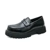 Lackleder Herrenschuhe mit dicken Sohlen Herren Loafer Mode Luxus Herren Mann Männlich Slip on Mokassin Schuhe für Herren