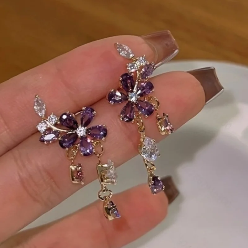 Französische exquisite lila Zirkon-Blumen-Ohrringe für Damen, elegante Nische, Vintage, hochwertiger, vielseitiger Schmuck, Party-Geschenk Image