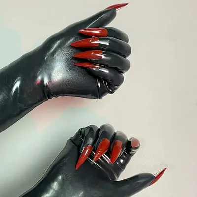 Schwarze Maniküre-Handschuhe aus Latex Image